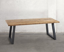 Table with metallic structure & old wood | Decord.gr